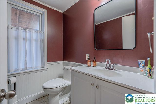 1417 Lorain Avenue, Bethlehem City, PA 18018