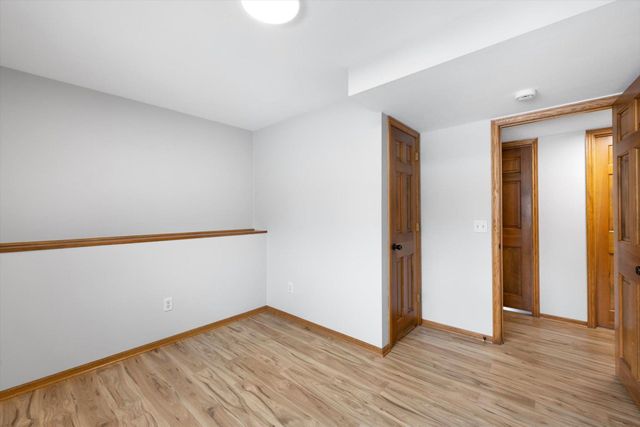 16605 21st Avenue N, Plymouth, MN 55447