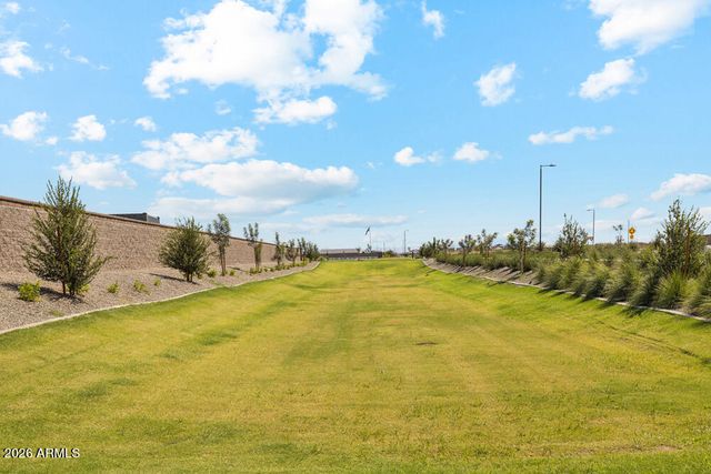 31853 N HAY BALE Drive, San Tan Valley, AZ 85140
