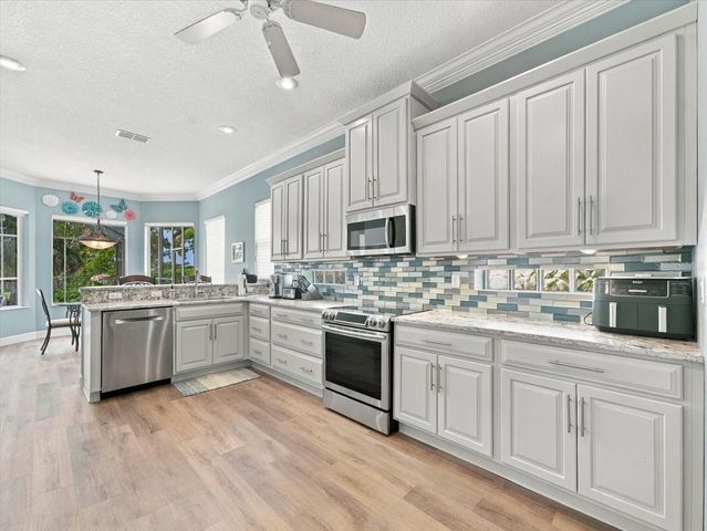 9233 PENELOPE DRIVE, Weeki Wachee, FL 34613
