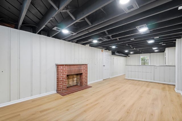883 W 9th Avenue, Columbus, OH 43212