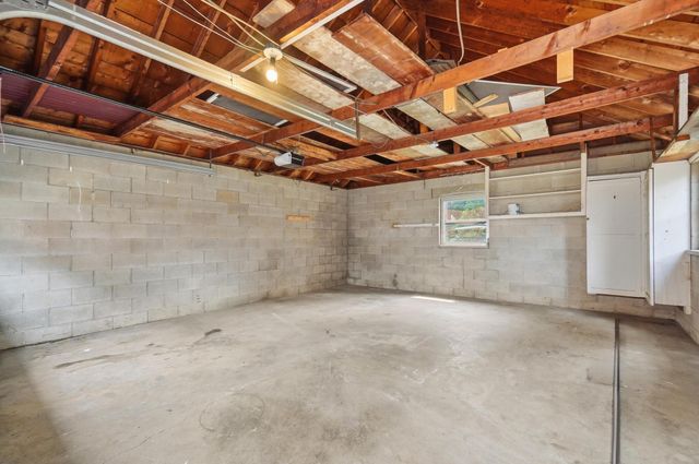 883 W 9th Avenue, Columbus, OH 43212
