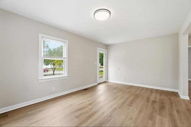 883 W 9th Avenue, Columbus, OH 43212