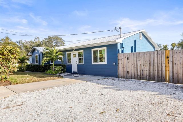 148 HIGHLAND AVENUE, Dunedin, FL 34698