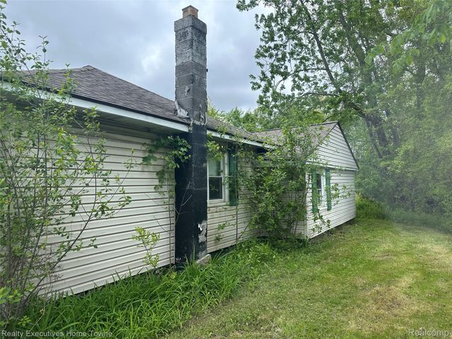 4466 Dove Road, Port Huron Charter Township, MI 48060