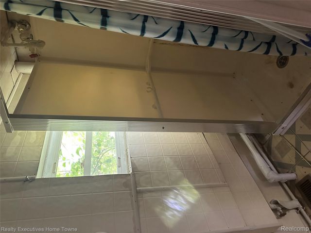 4466 Dove Road, Port Huron Charter Township, MI 48060