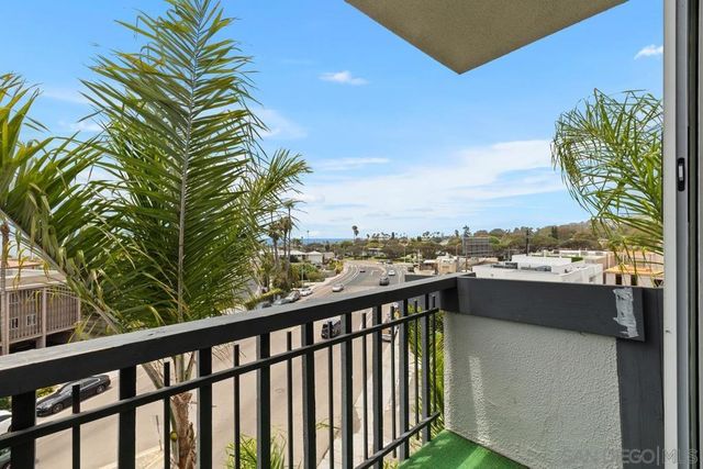 727 SAPPHIRE STREET 405, San Diego, CA 92109