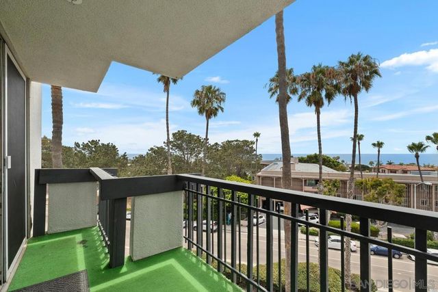 727 SAPPHIRE STREET 405, San Diego, CA 92109