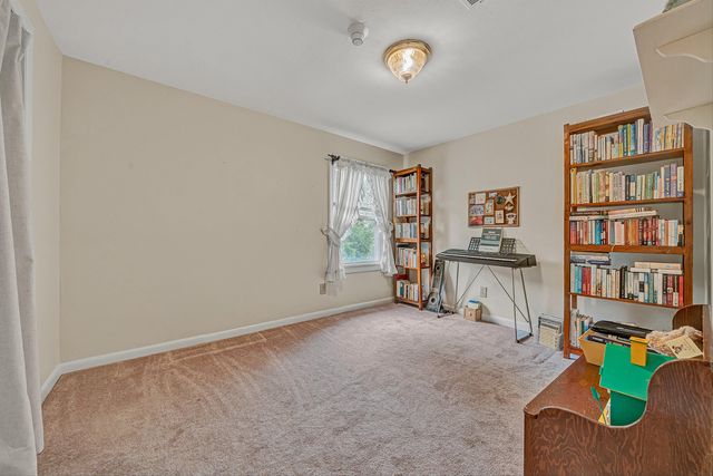 5451 Stearnes AVE, Roanoke, VA 24018
