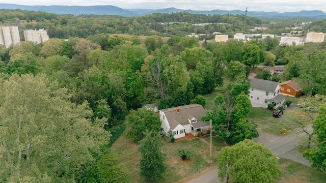 5451 Stearnes AVE, Roanoke, VA 24018