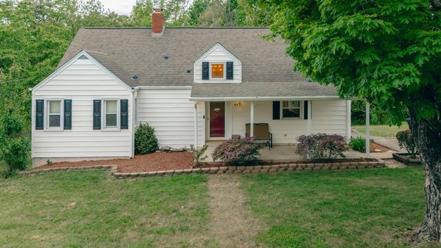 5451 Stearnes AVE, Roanoke, VA 24018