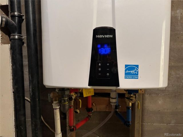 8515 Meadowlark Dr, Lakewood, CO 80226