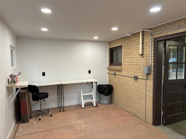 8515 Meadowlark Dr, Lakewood, CO 80226