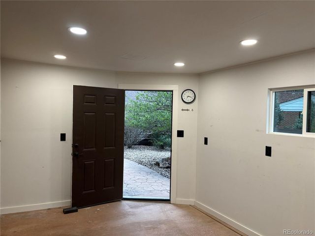 8515 Meadowlark Dr, Lakewood, CO 80226