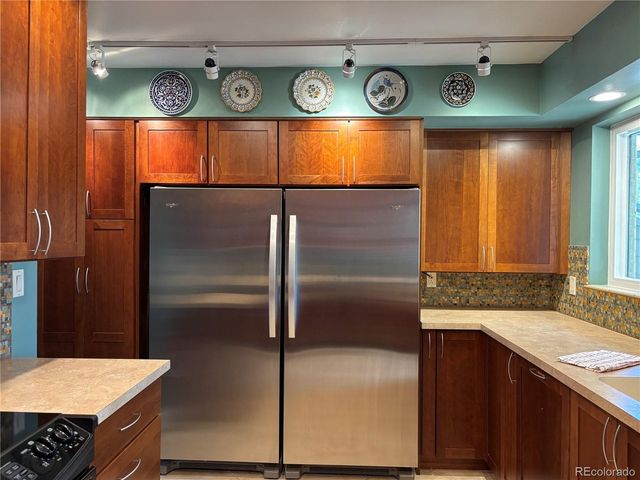 8515 Meadowlark Dr, Lakewood, CO 80226