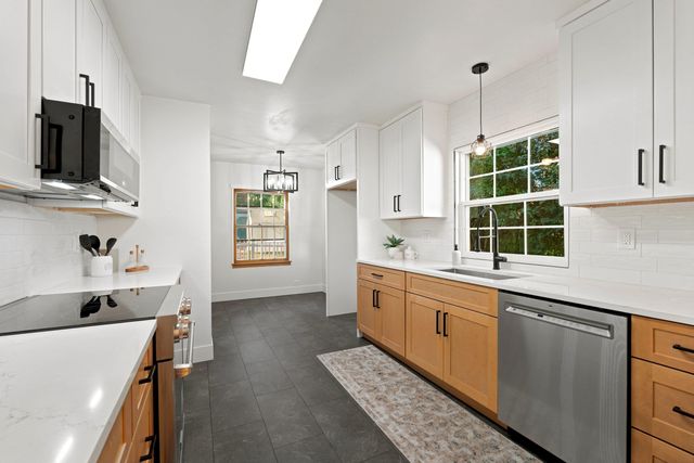 1419 W 17th Ave, Spokane, WA 99203