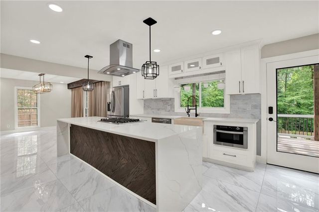 3270 Brookview Drive, Marietta, GA 30068