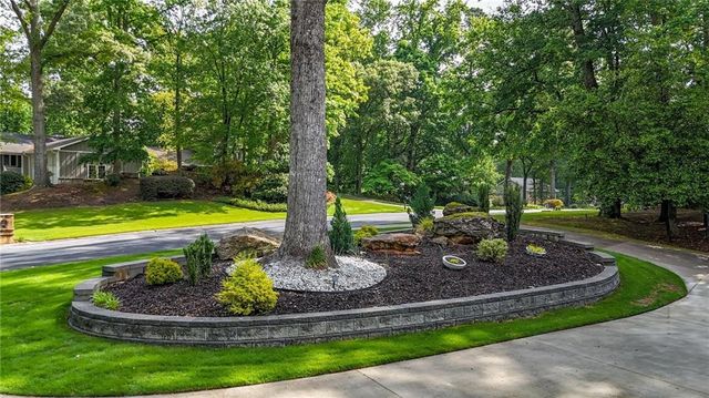 3270 Brookview Drive, Marietta, GA 30068