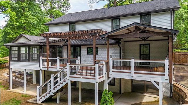 3270 Brookview Drive, Marietta, GA 30068