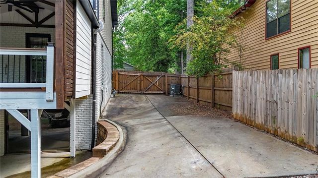 3270 Brookview Drive, Marietta, GA 30068