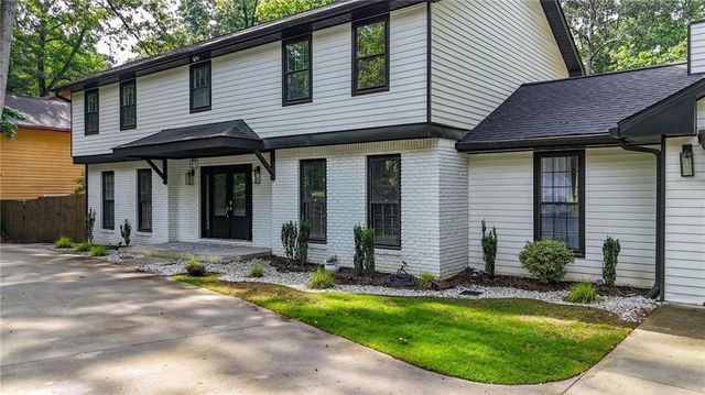 3270 Brookview Drive, Marietta, GA 30068