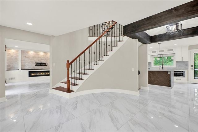 3270 Brookview Drive, Marietta, GA 30068