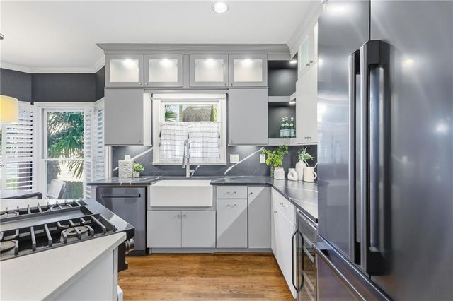 1472 Lachona NE Court, Atlanta, GA 30329