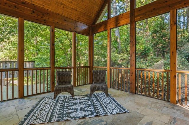 1472 Lachona NE Court, Atlanta, GA 30329