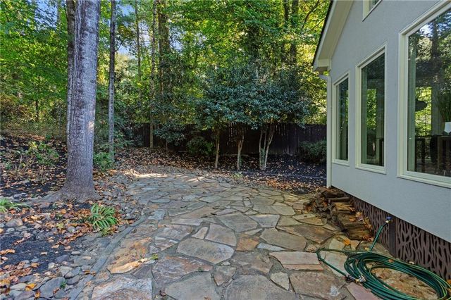 1472 Lachona NE Court, Atlanta, GA 30329