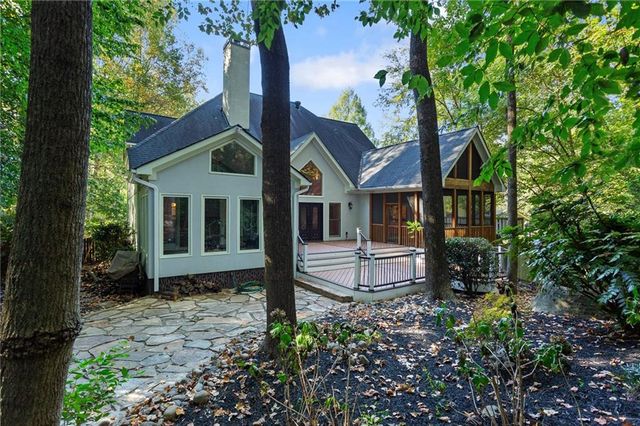 1472 Lachona NE Court, Atlanta, GA 30329