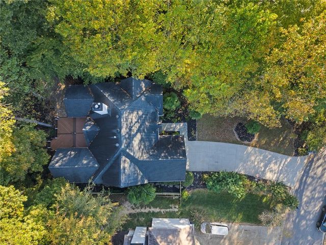 1472 Lachona NE Court, Atlanta, GA 30329