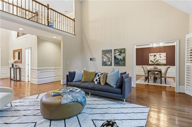 1472 Lachona NE Court, Atlanta, GA 30329