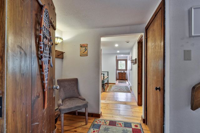 208 Great Hawk Road, Rochester, VT 05767