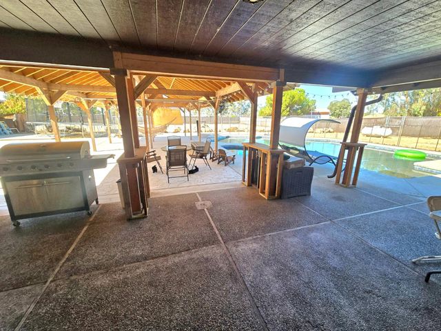 16448 Monreal Road, Madera, CA 93636