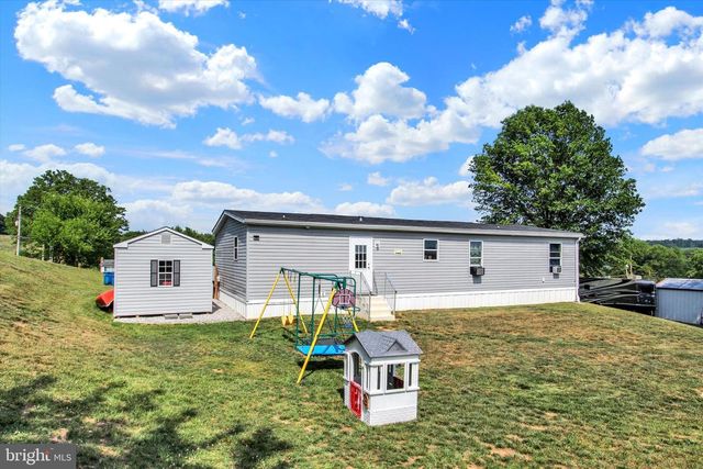 2120 STAUFFER RD, Seven Valleys, PA 17360