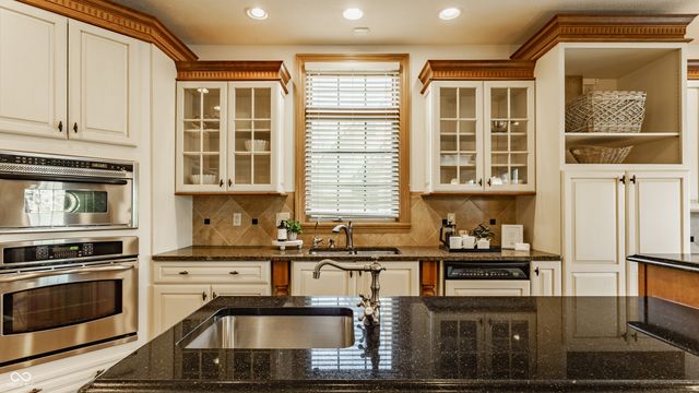 5846 E Fall Creek Parkway North Drive, Indianapolis, IN 46226