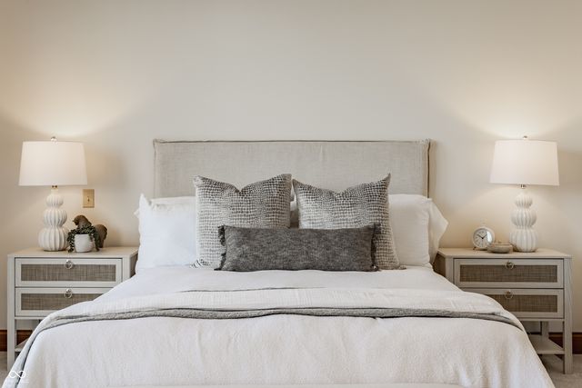 5846 E Fall Creek Parkway North Drive, Indianapolis, IN 46226