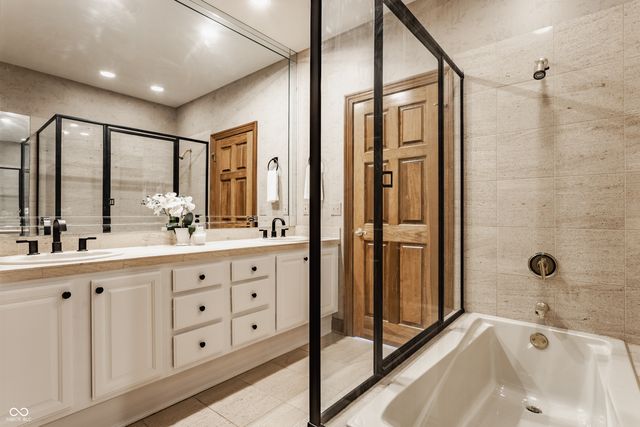 5846 E Fall Creek Parkway North Drive, Indianapolis, IN 46226