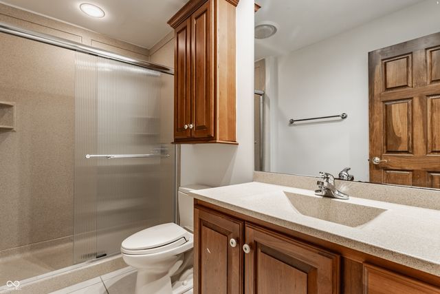 5846 E Fall Creek Parkway North Drive, Indianapolis, IN 46226