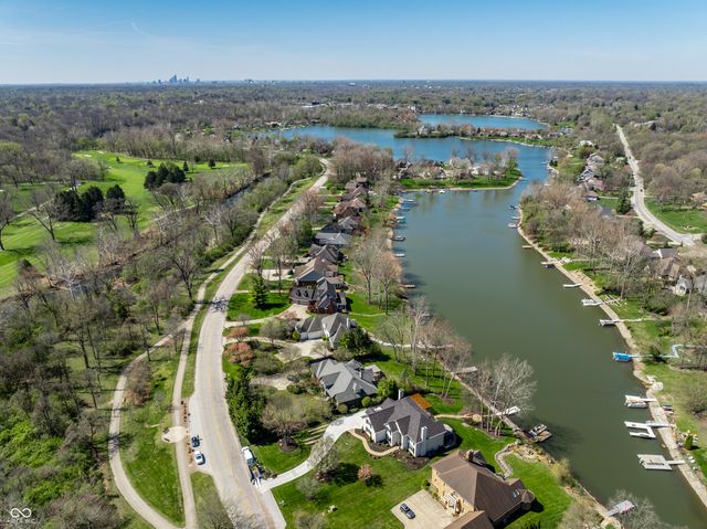 5846 E Fall Creek Parkway North Drive, Indianapolis, IN 46226