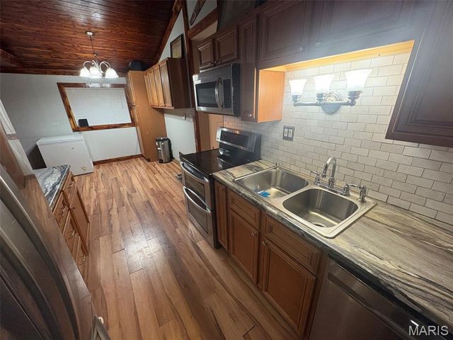 4736 Orchard Cors, Barnhart, MO 63012