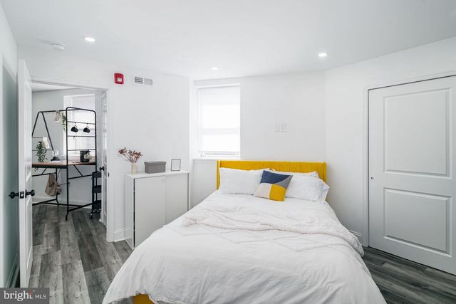 2541 S CLARION ST, Philadelphia, PA 19148