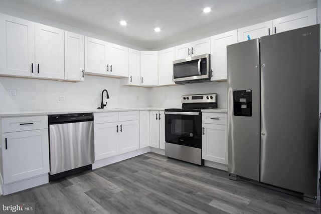 2541 S CLARION ST, Philadelphia, PA 19148