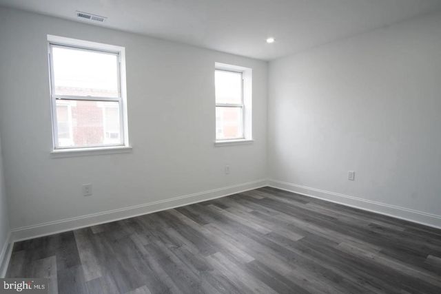 2541 S CLARION ST, Philadelphia, PA 19148