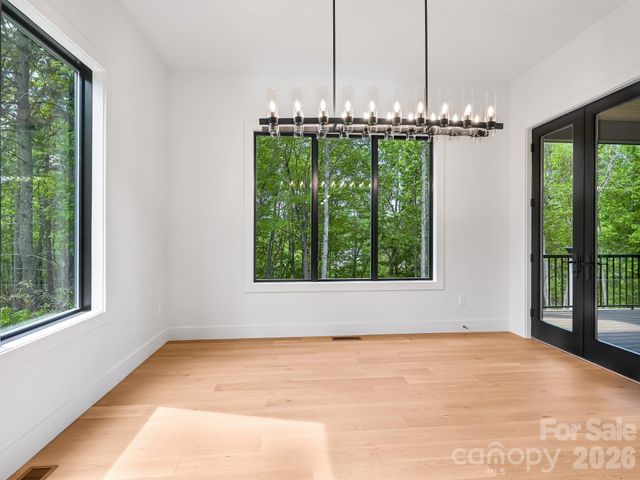 18 Erin Glen Court, Fairview, NC 28730