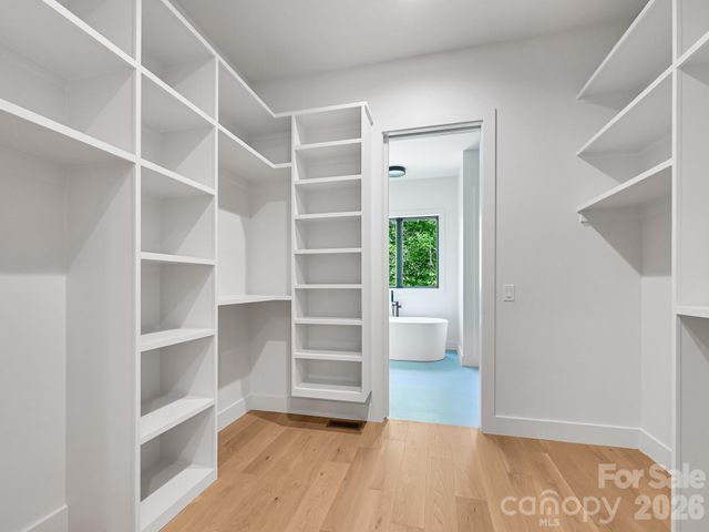 18 Erin Glen Court, Fairview, NC 28730