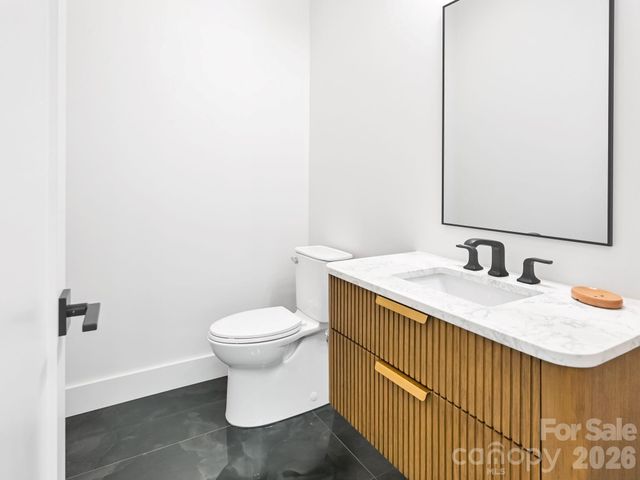 18 Erin Glen Court, Fairview, NC 28730