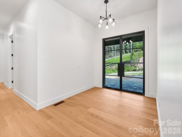 18 Erin Glen Court, Fairview, NC 28730