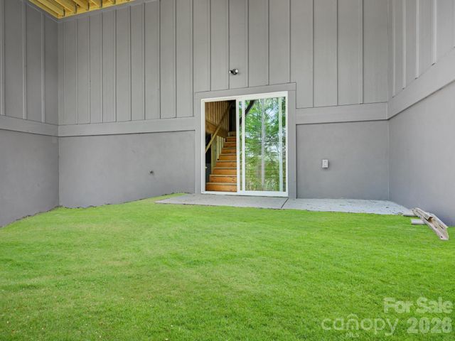18 Erin Glen Court, Fairview, NC 28730
