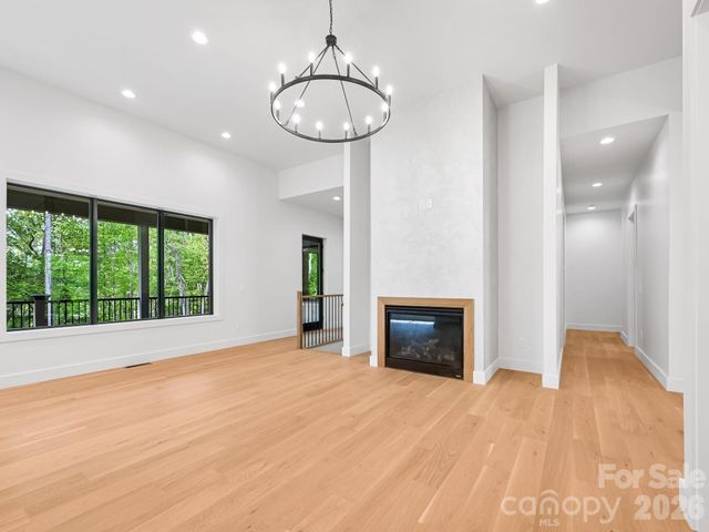 18 Erin Glen Court, Fairview, NC 28730